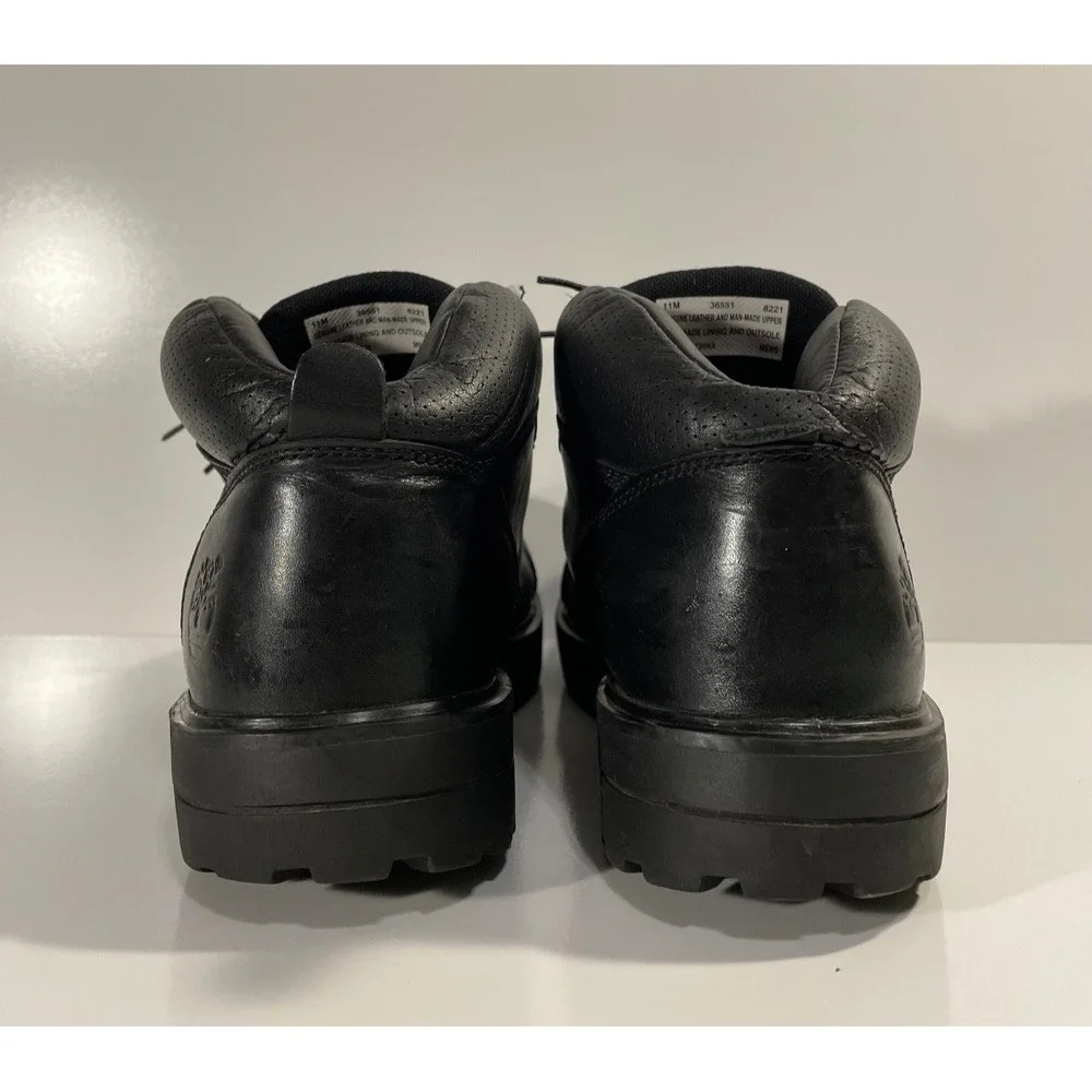 TIMBERLAND 36551 MENS SIZE 11M BLACK LEATHER CHUKKA 2 EYELET ANKLE MOE TOE BOOTS